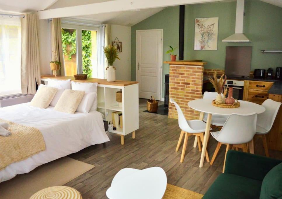 Chalet Cosy Au Coeur De La Foret De Broceliande Beignon Exteriér fotografie